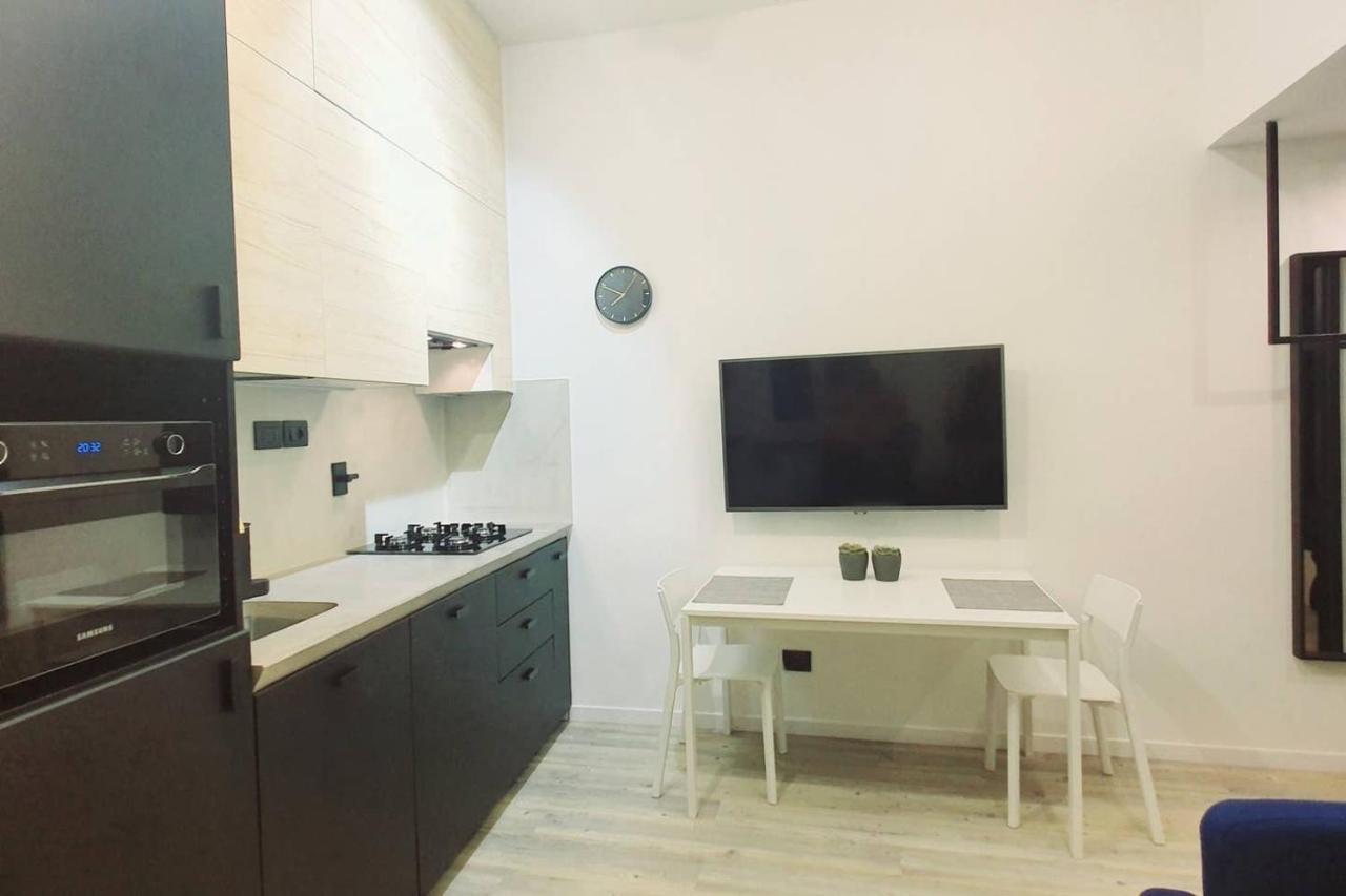 Joivy Heart Of The City 1 Bed Apt Near Castle Belvedere Genoa Exterior photo