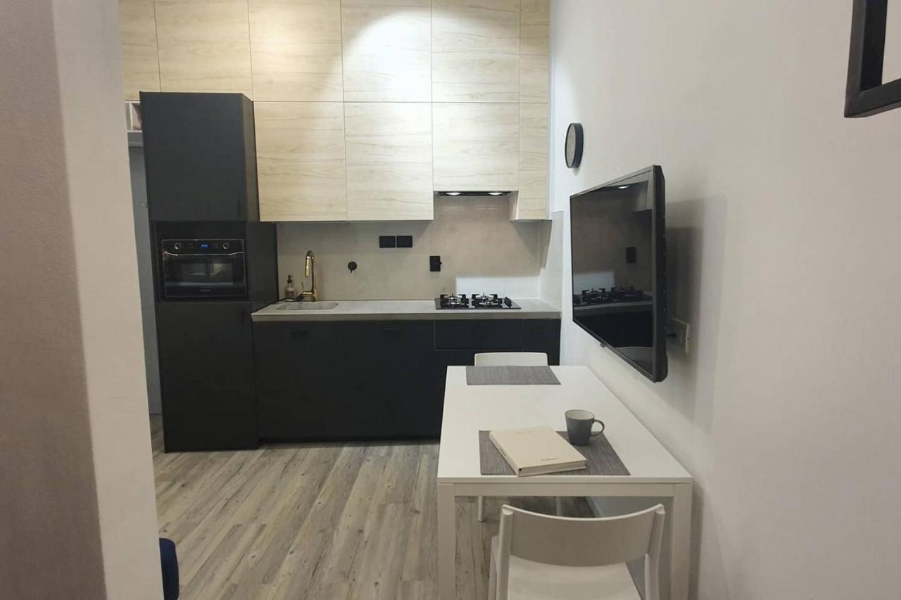 Joivy Heart Of The City 1 Bed Apt Near Castle Belvedere Genoa Exterior photo